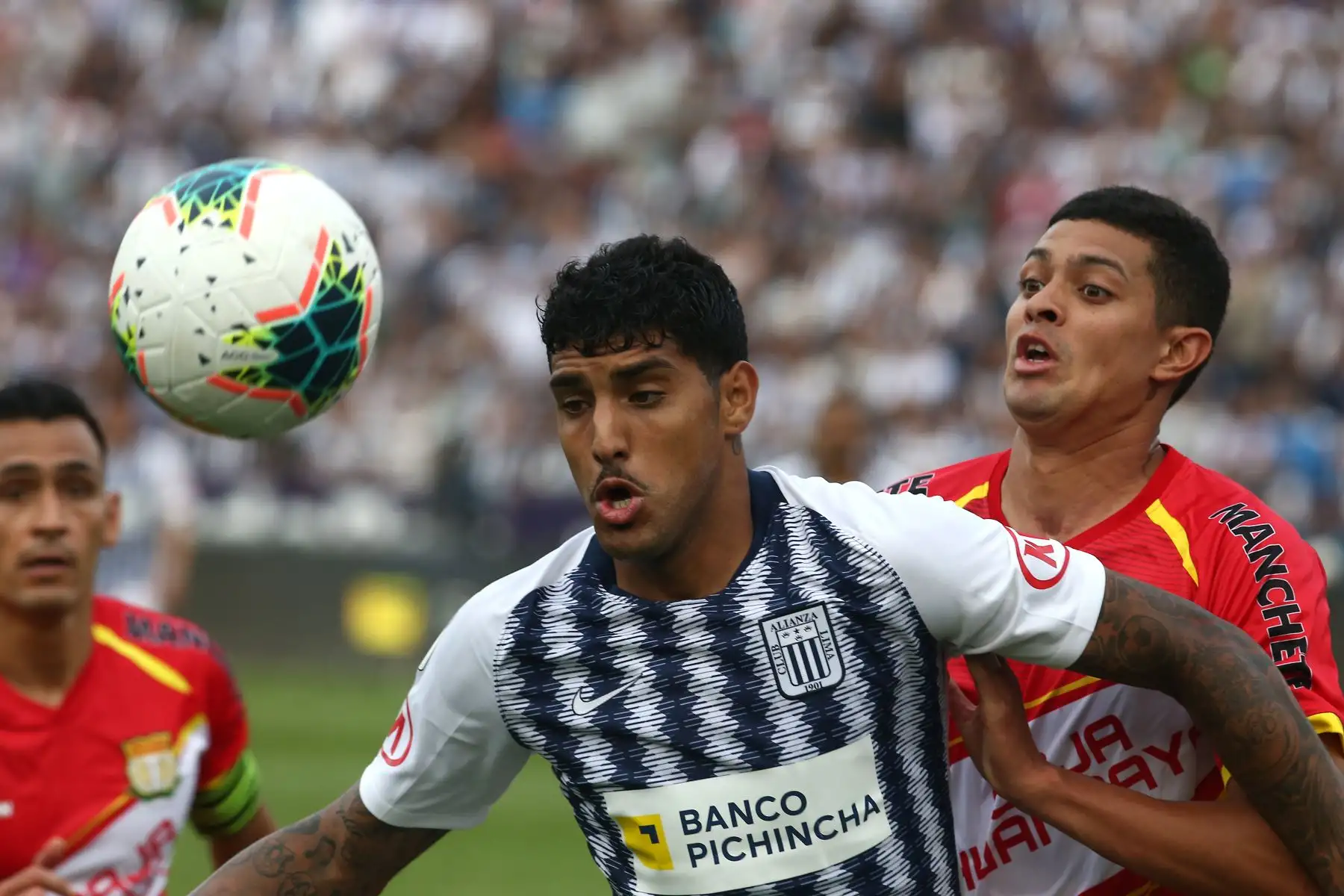 Adrián Balboa  de Alianza Lima ante  Sport Huancayo por la fecha 16 del Torneo Clausura de la Liga 1en el estadio Alejandro Villanueva de La Victoria.
Foto: ANDINA/Vidal Tarqui