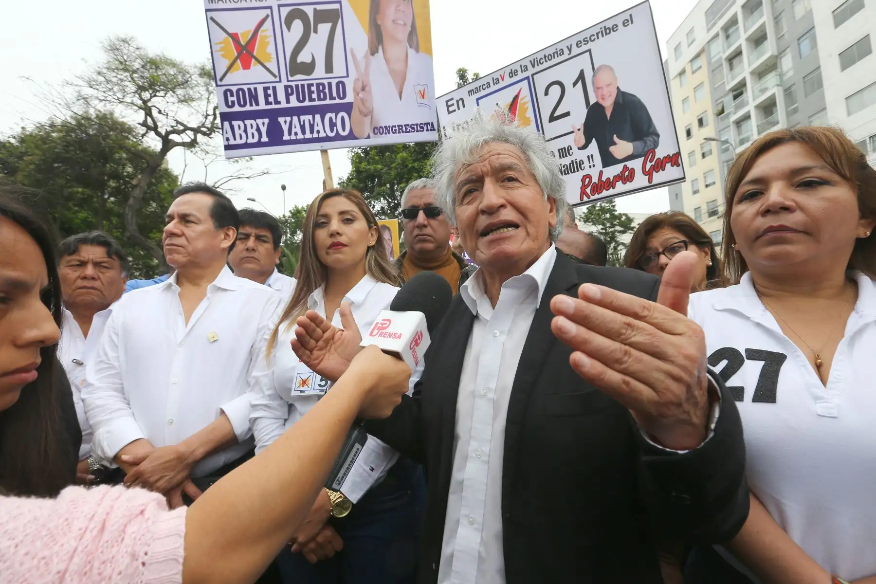 Virgilio Acuña de la agrupación política Unión por el Perú inscribió su lista de candidatos al Congreso para las próximas elecciones de enero del 2020 . Foto: Héctor Vinces