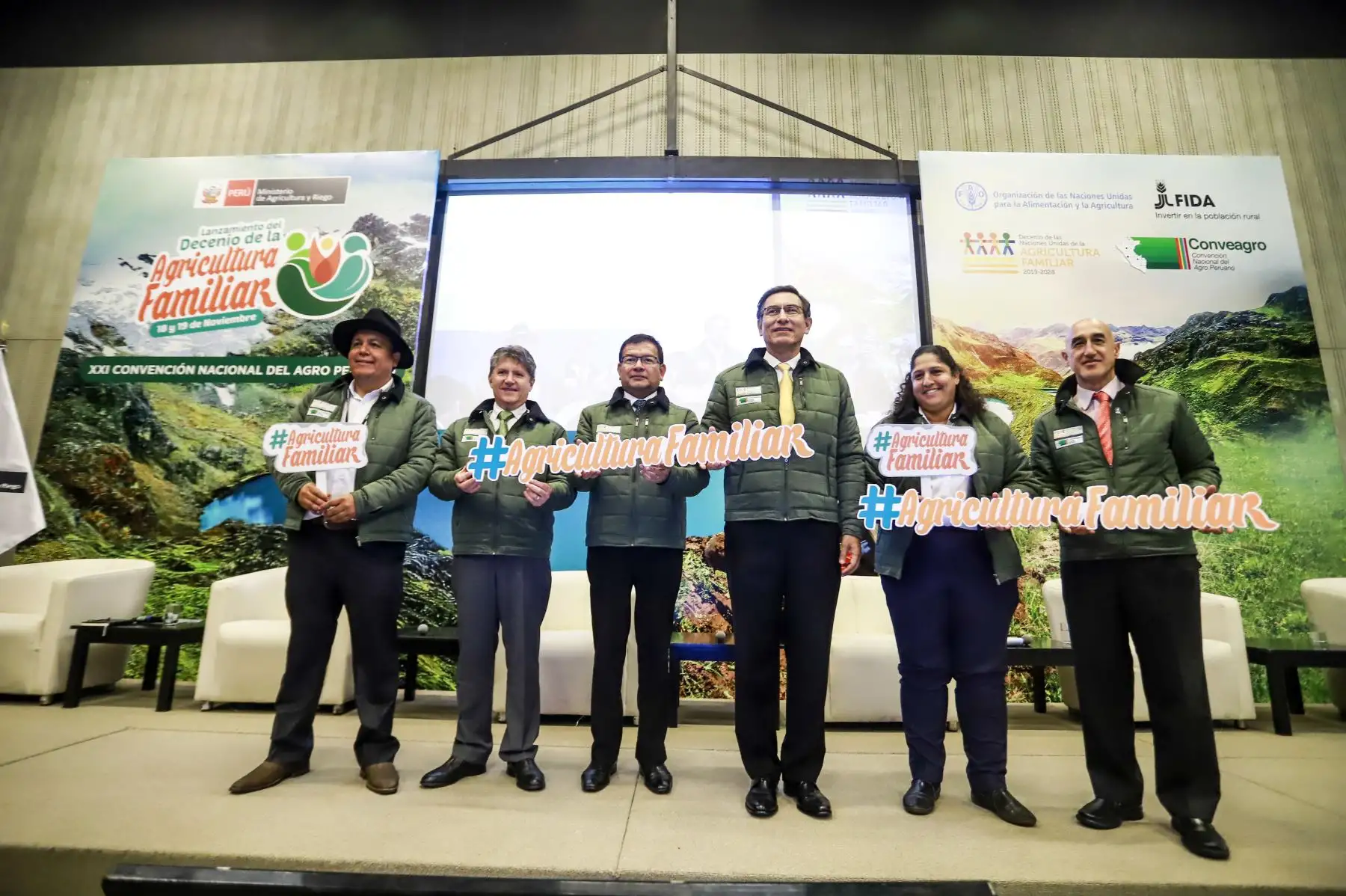Presidente Martín Vizcarra participa en la ceremonia de lanzamiento nacional del Decenio de la Agricultura Familiar. Foto: ANDINA/ Prensa Presidencia