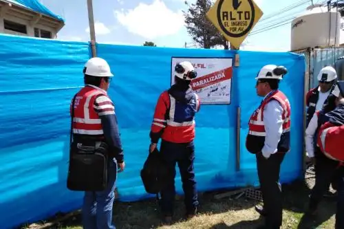 Inspectores de Sunafil paralizaron las obras del coliseo cubierto de Puno por representar un riesgo para los trabajadores.