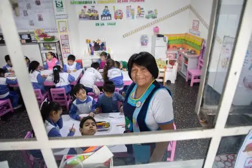 Luz Torres, docente de vocación y corazón. Foto: Andina/Difusión
