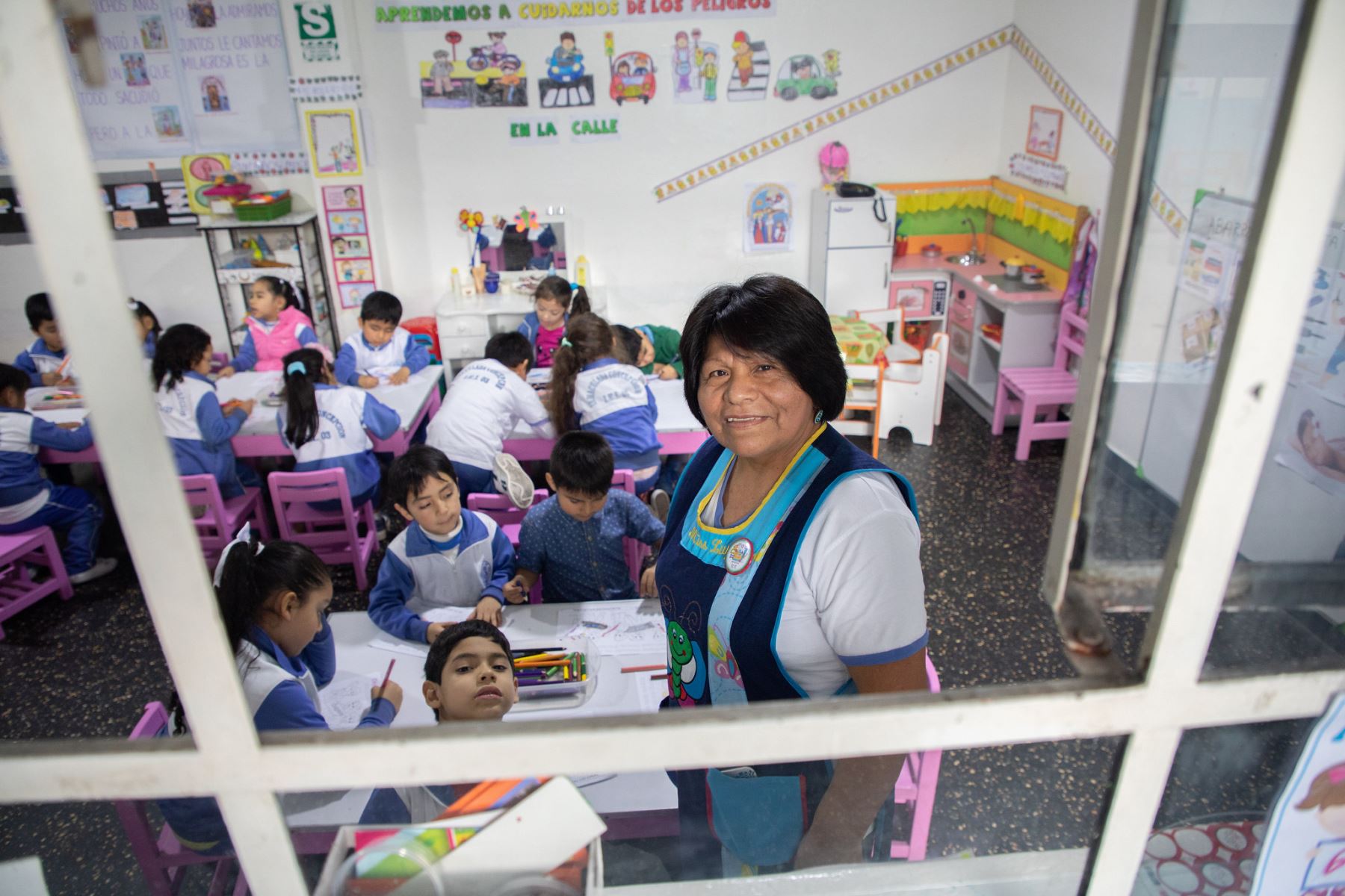 Luz Torres, docente de vocación y corazón. Foto: Andina/Difusión
