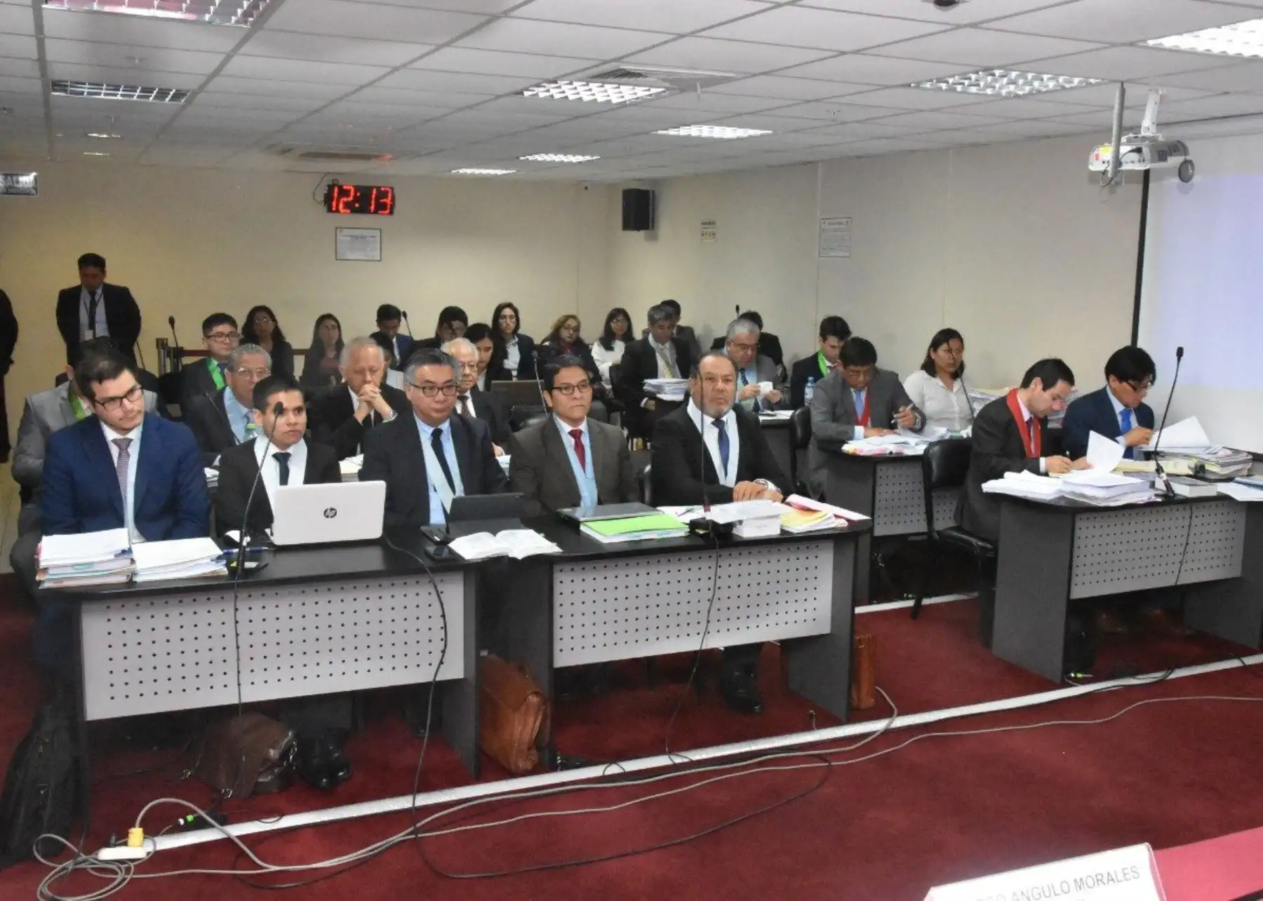 Sala dejó al voto apelación contra prisión preventiva de árbitros investigados en el caso Odebrecht.