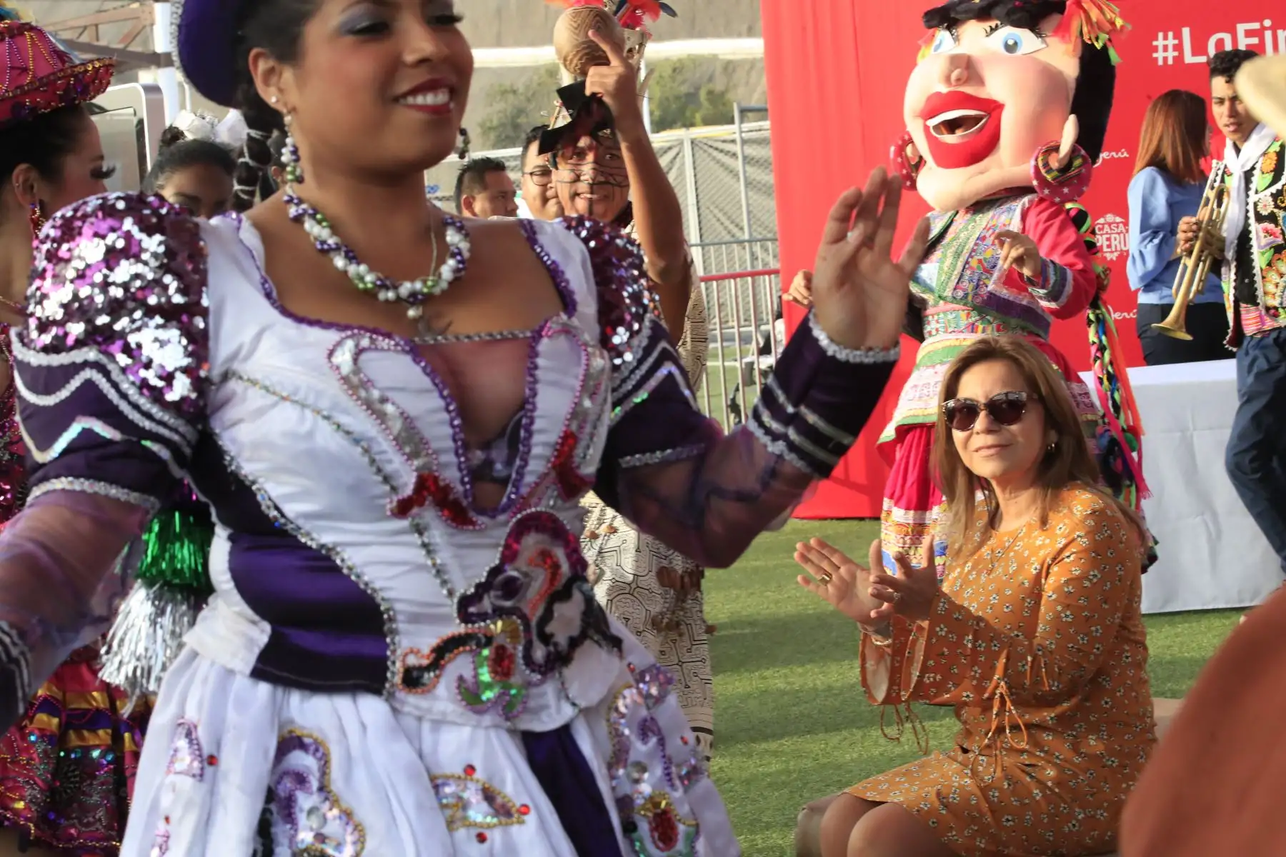 Se inaugura el evento  Fan Fest -Embajada del Hincha con la presencia de hinchas de  fútbol de los equipos River Plate y Flamengo quienes alentarán a sus equipos en  la gran final de la Copa Libertadores que se jugará en Lima.
Foto: ANDINA/ Juan Carlos Guzmán