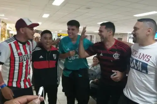 Hinchas de Flamengo y River Plate visitan Cusco y  confían en triunfo de sus equipos que disputarán la final de la Copa Libertadores este sábado 23 en Lima. ANDINA/Percy Hurtado