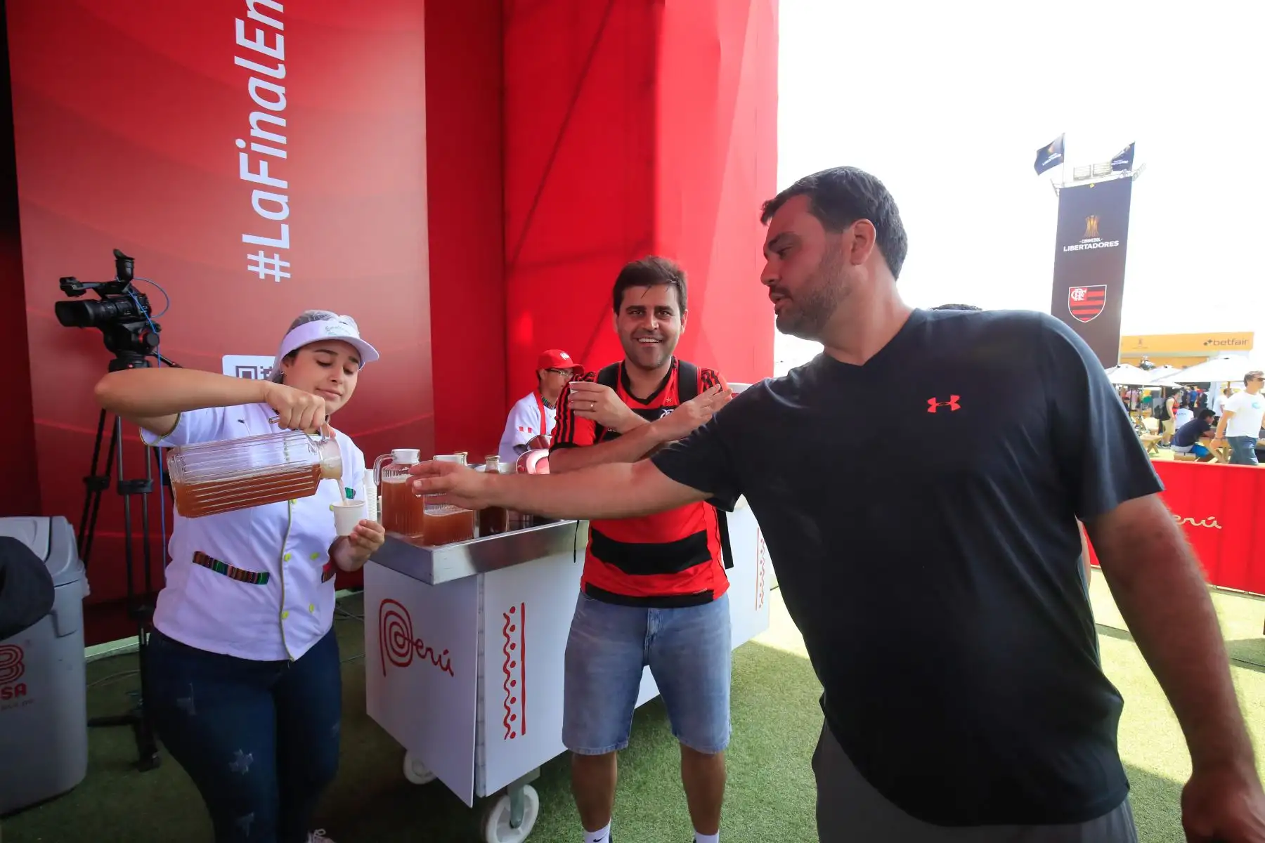 Inauguración de la Casa Perú en los Domos de San Miguel con motivo de la Copa Libertadores de América que se jugará en nuestro país. 


Foto: Andina/Juan Carlos Guzmán Negrini
