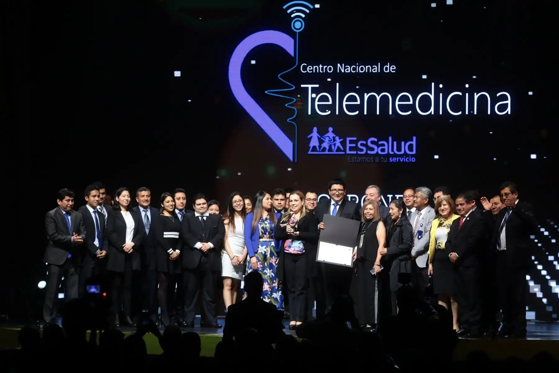 Presidenta ejecutiva, Fiorella Molinelli, destacó que logro obtenido es un reconocimiento al trabajo que realiza su institución por acercar los servicios de salud a los ciudadanos. Foto: Essalud