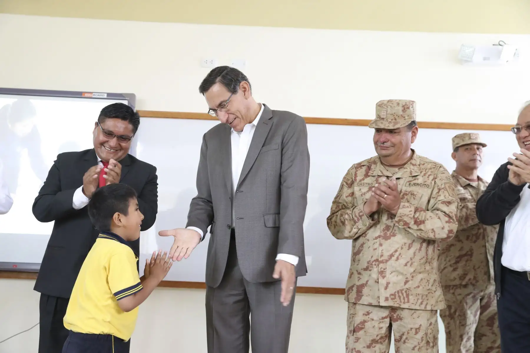 Presidente Vizcarra inaugura IE Nuestros Héroes de la Guerra del Pacífico en Tacna. Foto: ANDINA/ Prensa Presidencia