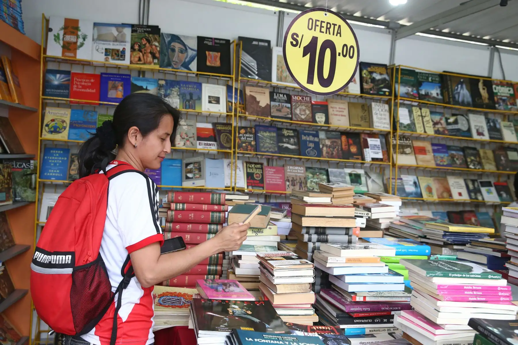 La 40ª Feria del Libro Ricardo Palma, se inauguró en el parque Kennedy Miraflores. Foto: ANDINA/Vidal Tarqui