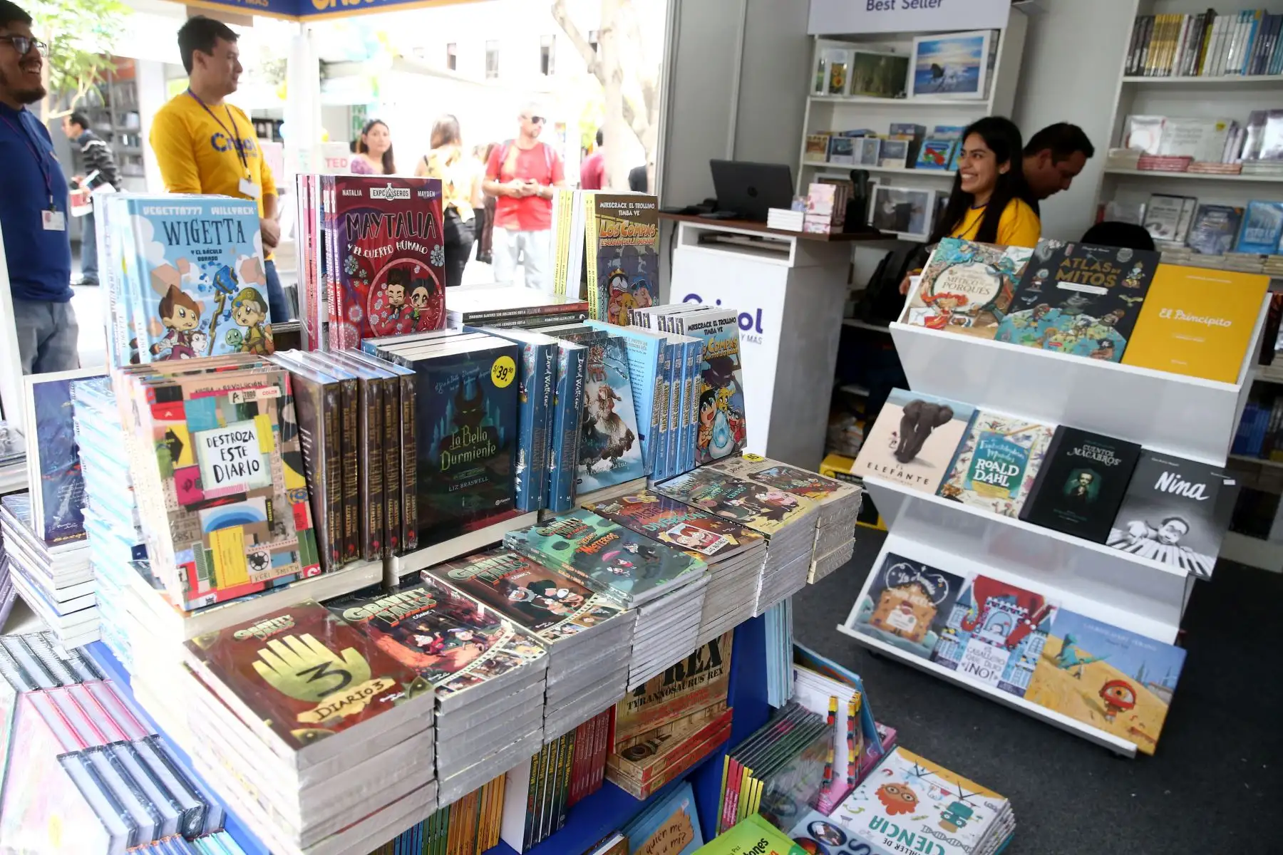 La 40ª Feria del Libro Ricardo Palma, se inauguró en el parque Kennedy Miraflores. Foto: ANDINA/Vidal Tarqui
