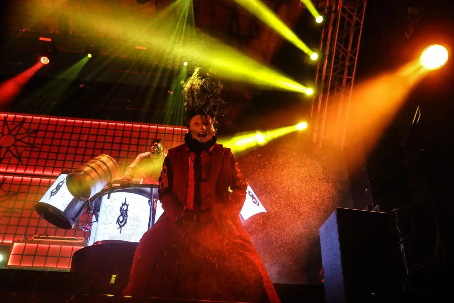 Slipknot, banda americana de metal alternativo  en  el "Vivo X el Rock" en el estadio San Marcos. Foto: ANDINA/Andrés Valle