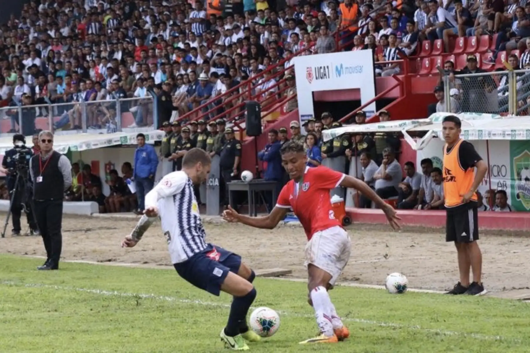 Alianza Lima derrotó 3-2 a Unión Comercio en Moyobamba y se proclamó ganador del Torneo Clausura en la última jornada.
Foto:Twitter Movistar Liga 1