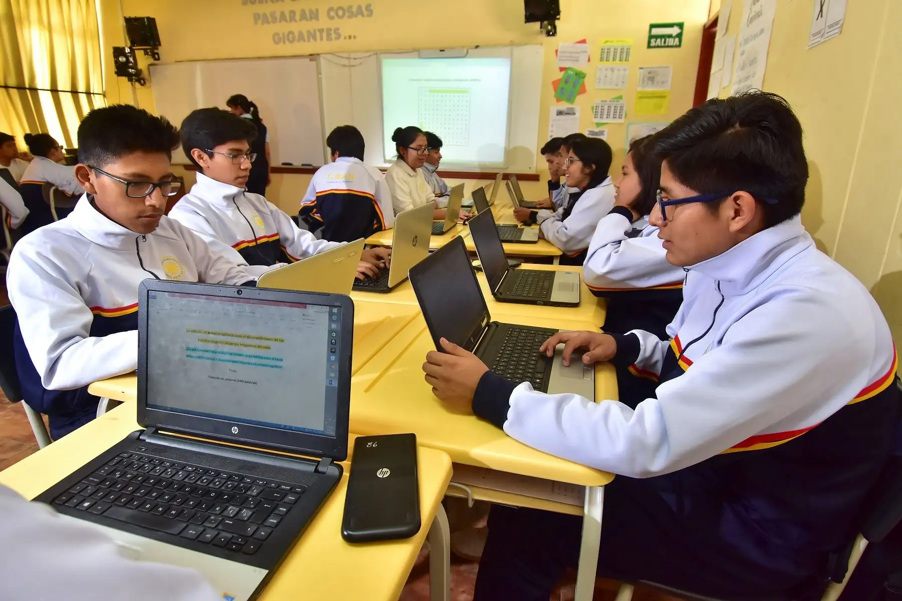Los estudiantes de Moquegua serán los principales beneficiados con la nueva sede del COAR que se construirá vía el mecanismo Obras por Impuestos. ANDINA/Difusión