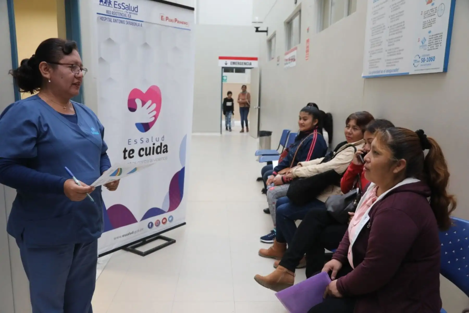 Atención a victimas de violencia en Essalud. Foto: Andina/difusión