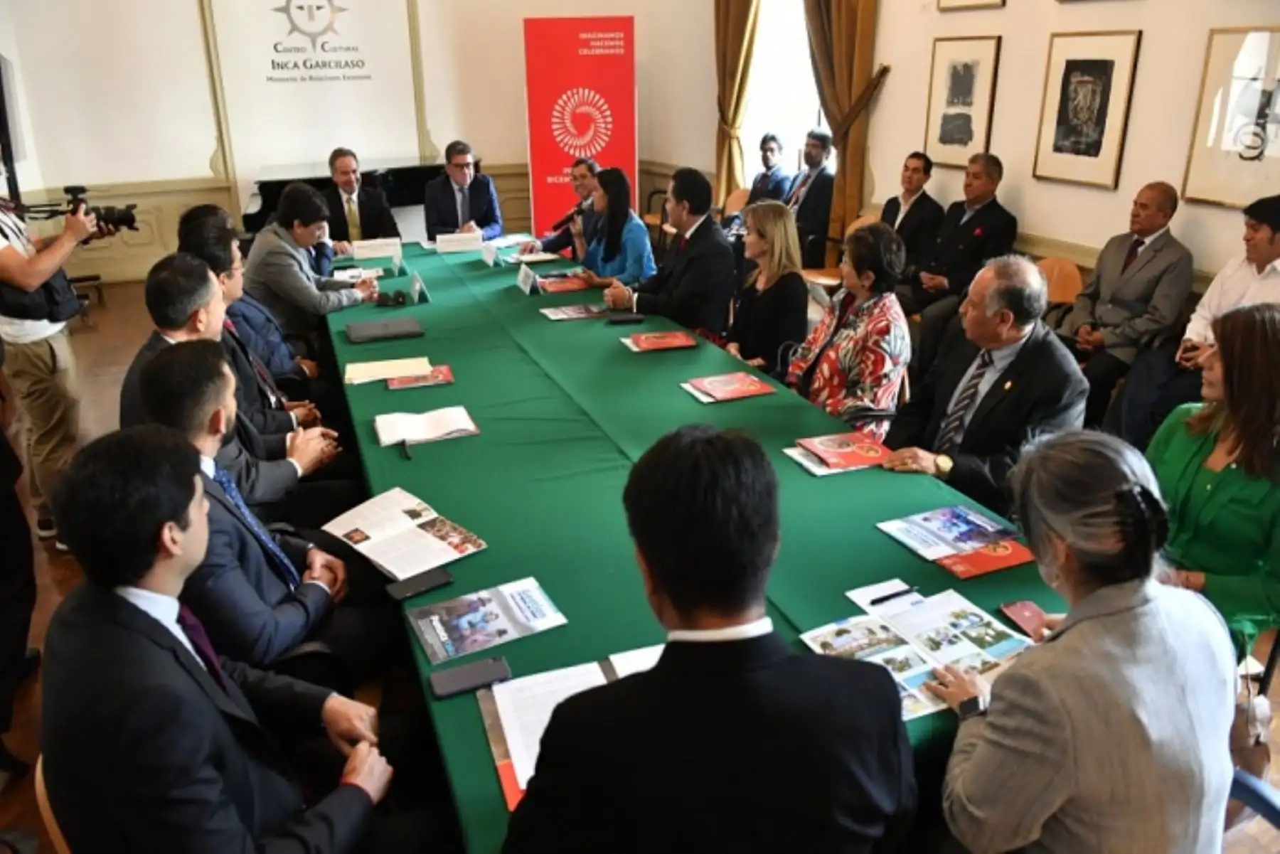 El reconocimiento de la Unesco les permitirá tanto a Arequipa como Ayacucho, ser parte de una red de urbes que vienen basando su desarrollo en la cultura y la creatividad, en siete líneas como el cine, la música, la gastronomía, la artesanía y el arte popular, entre otros.