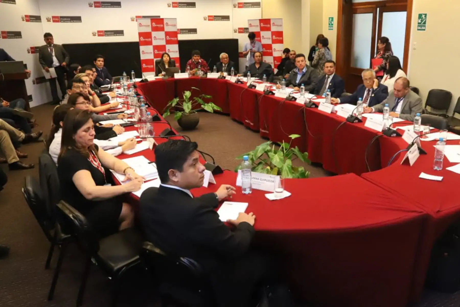 Autoridad para la Reconstrucción con Cambios presenta a los gobernadores regionales la nueva estrategia para impulsar ejecución de obras. ANDINA/Difusión