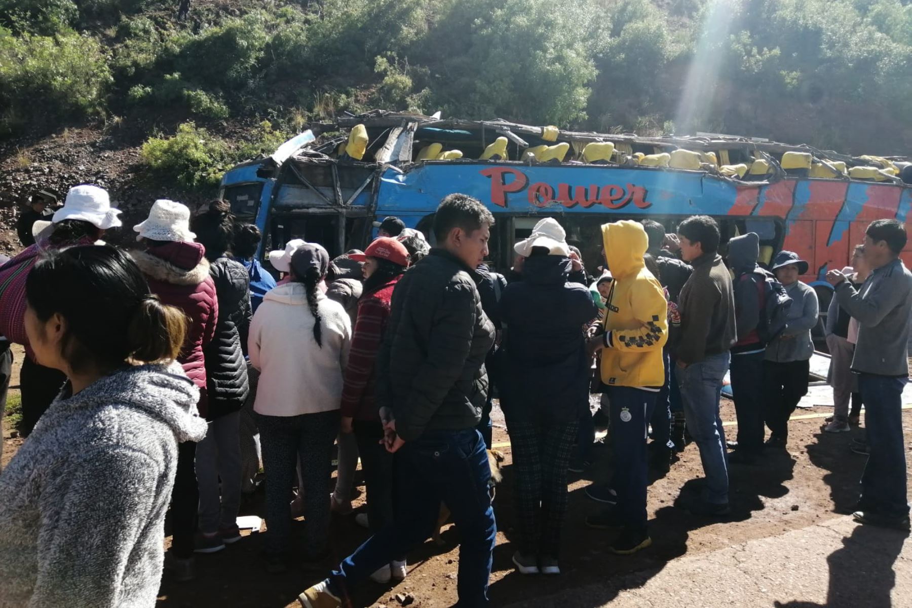 Ministerio de Salud confirma que son 42 los heridos en el accidente de tránsito registrado en la provincia de Quispicanchi, en Cusco. ANDINA/Percy Hurtado