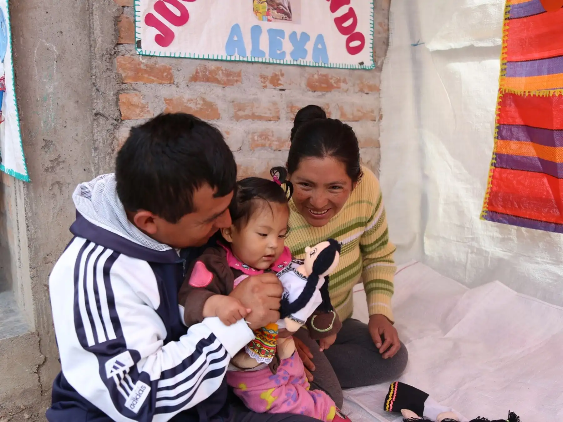 Cuna más ayuda a los padres a velar por el buen desarrollo de sus hijos. Foto: Difusión