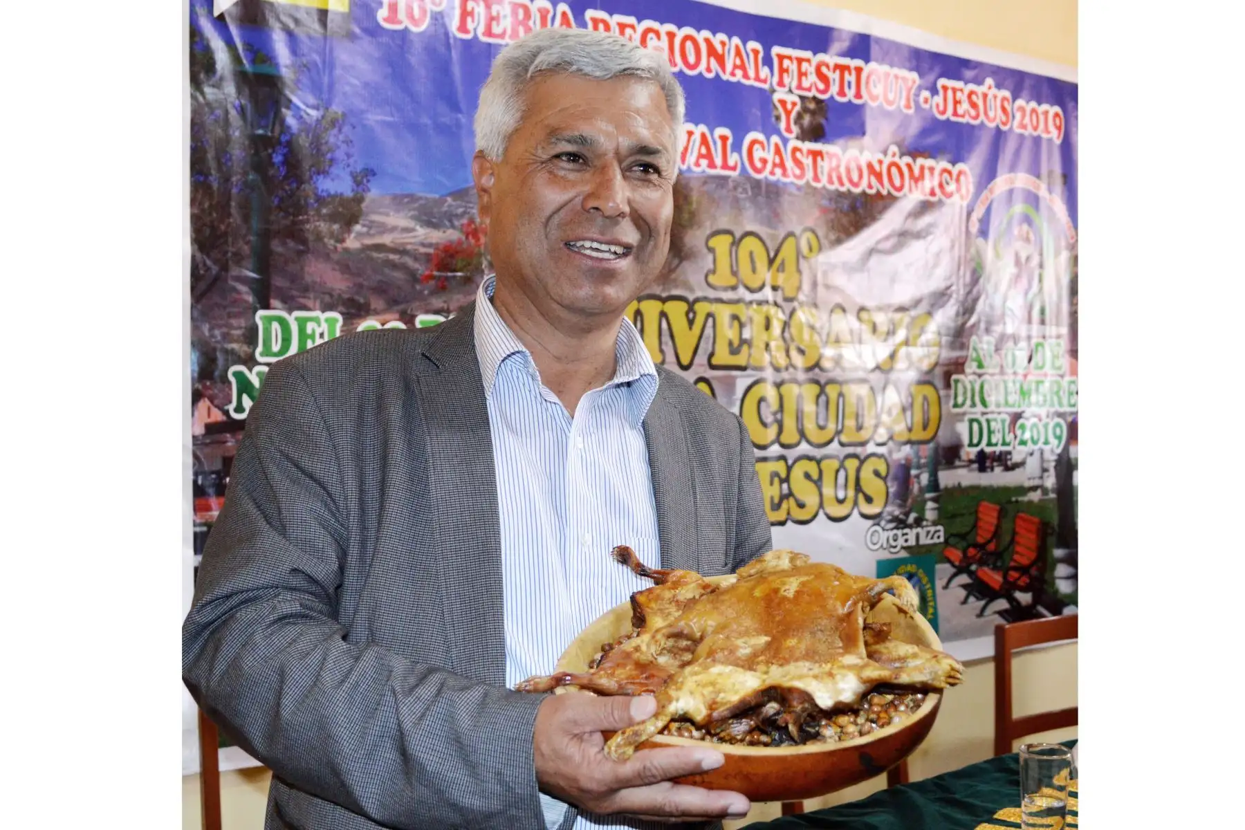 El alcalde distrital de Jesús (Cajamarca), Marco Ruiz Ortiz, invitó a participar en el X Festival del Cuy, que se desarrollará este fin de semana. Foto: Cortesía/Eduard Lozano Julca