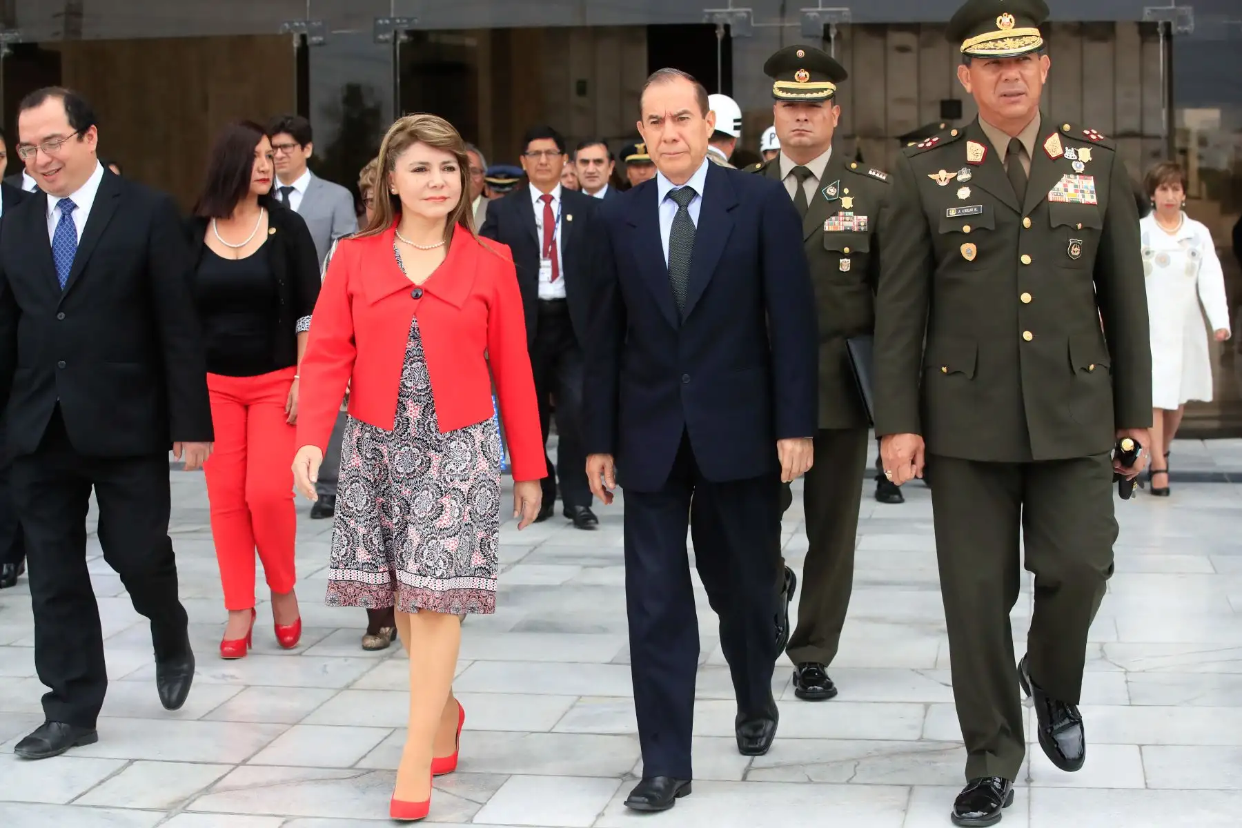 La ministra de Salud María Hinostroza y el ministro de Defensa Walter Martos presidieron ceremonia de graduación de soldados capacitados en salud pública en el Cuartel General del Ejército.      


Foto: Andina/Juan Carlos Guzmán Negrini