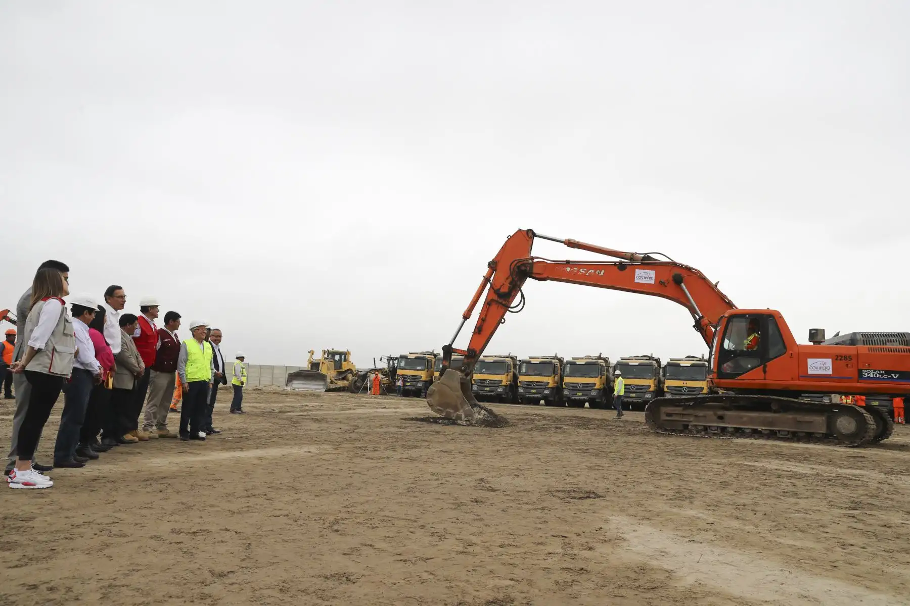 Presidente Vizcarra participa en el reinicio de obras de la segunda calzada entre San Andrés y Guadalupe. Foto: ANDINA/ Prensa Presidencia