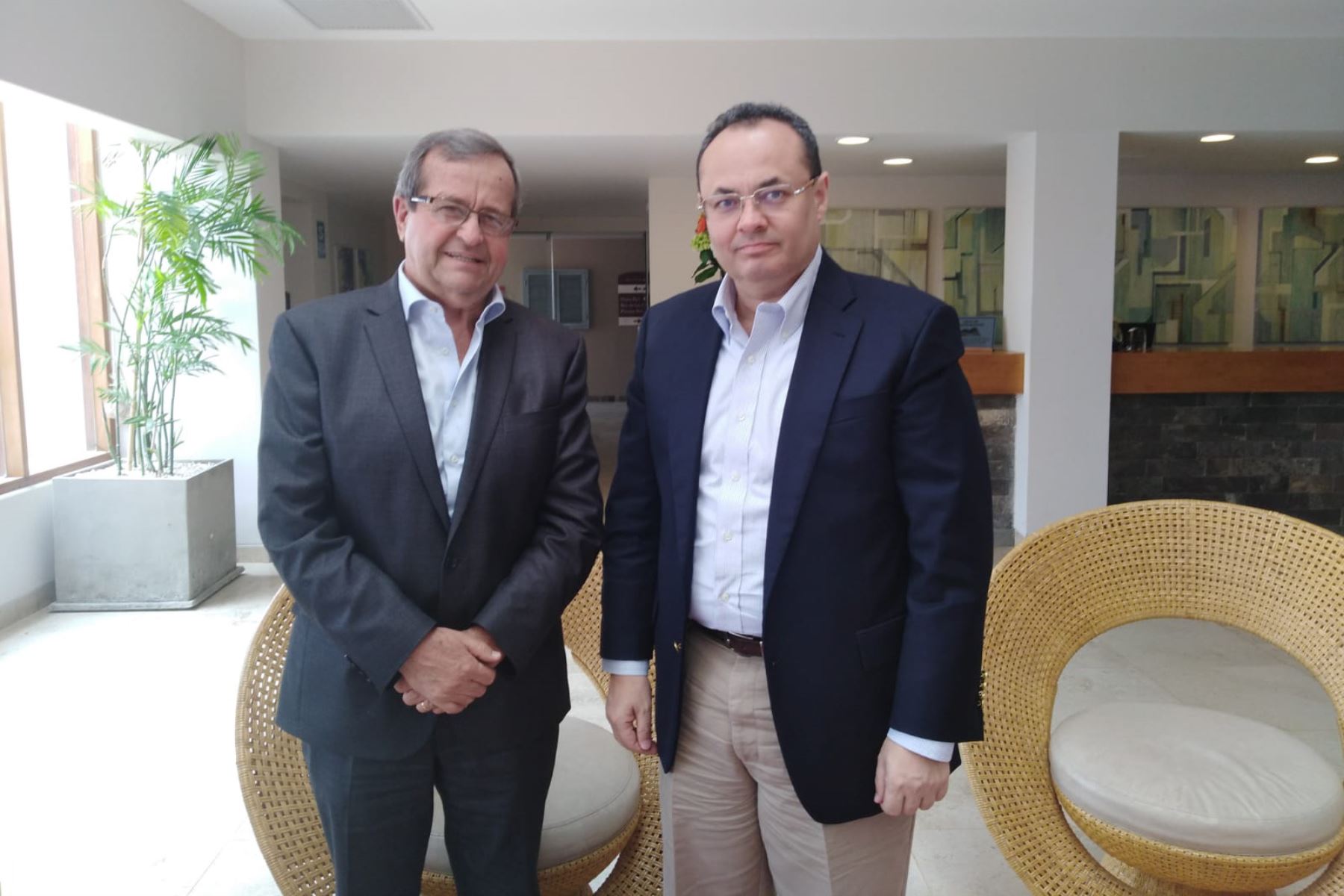 Molina y Carranza se reunieron en CADE 2019. Foto: Cortesía