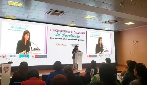 Ministra de Economía y Finanzas, María Antonieta Alva.