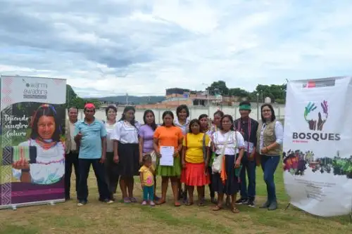 La marca colectiva Warmi Awadora reúne a 46 artesanas indígenas de cinco comunidades kichwas del departamento de San Martín.