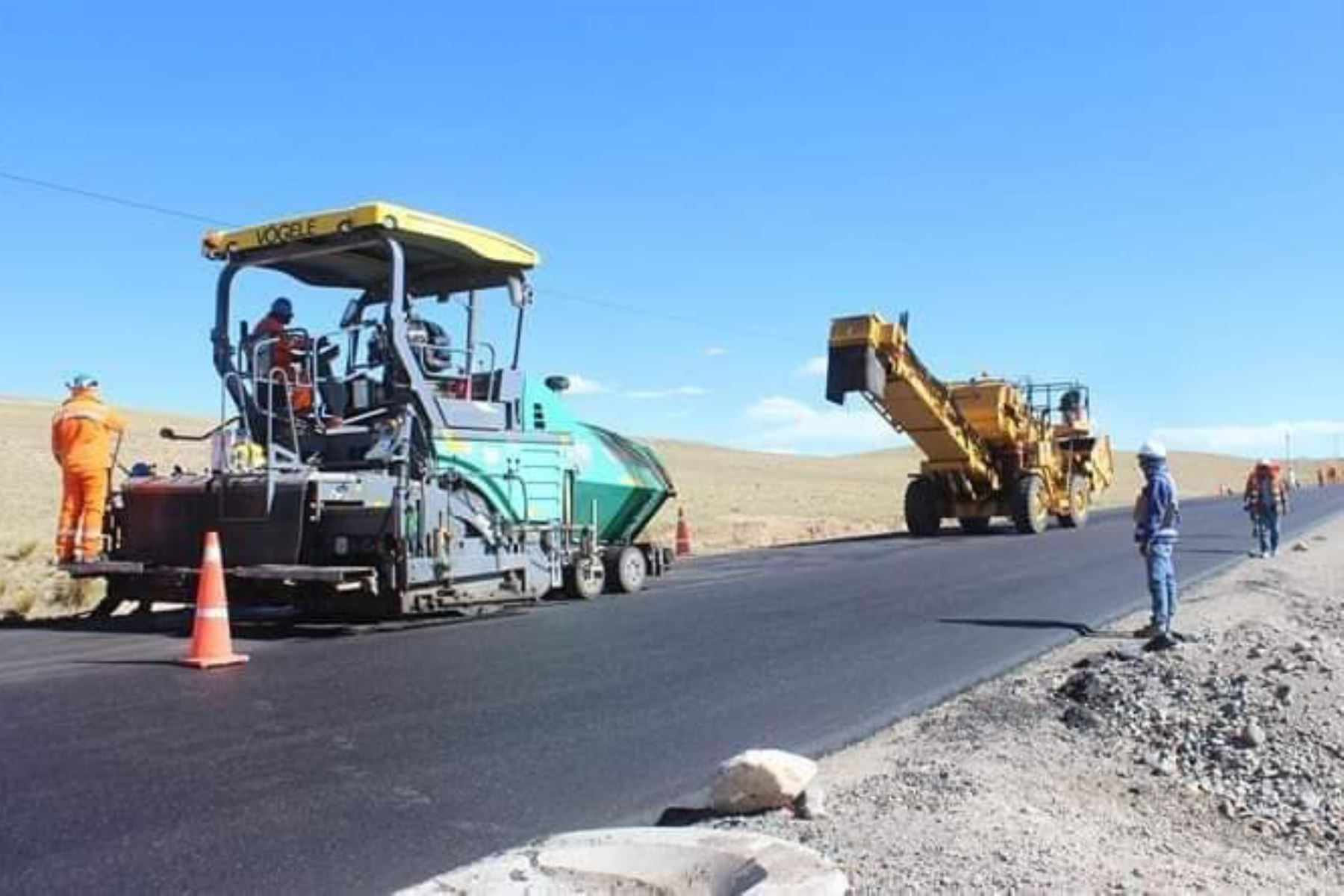 MTC lamenta que carretera Checca-Mazocruz, en Puno, se encuentre paralizada por orden judicial. Cortesía: Radio Excelente 95.7 FM - ILAVE/Facebook