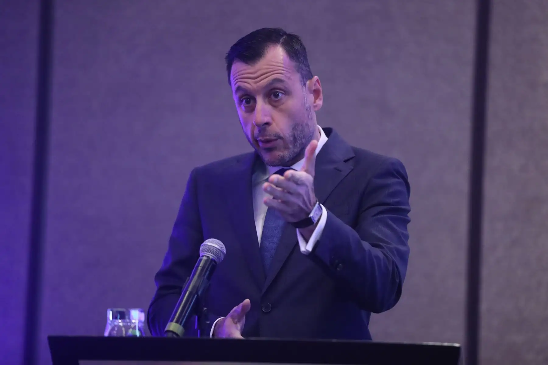 Diego Mellado, embajador de la Unión Europa en el Perú durante su participación en el Foro "Prensa y Mujer: qué contar y cómo contarlo" organizado por la Agencia EFE. Foto: ANDINA/Melina Mejía