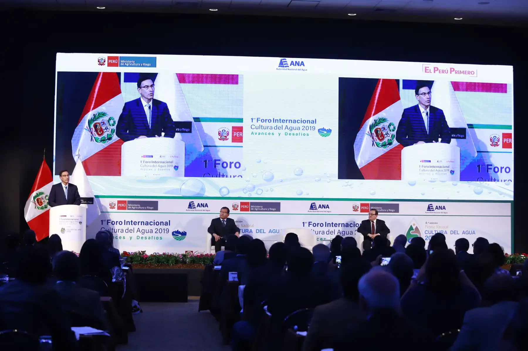 Presidente Vizcarra participa en I Foro Internacional "Cultura del Agua"