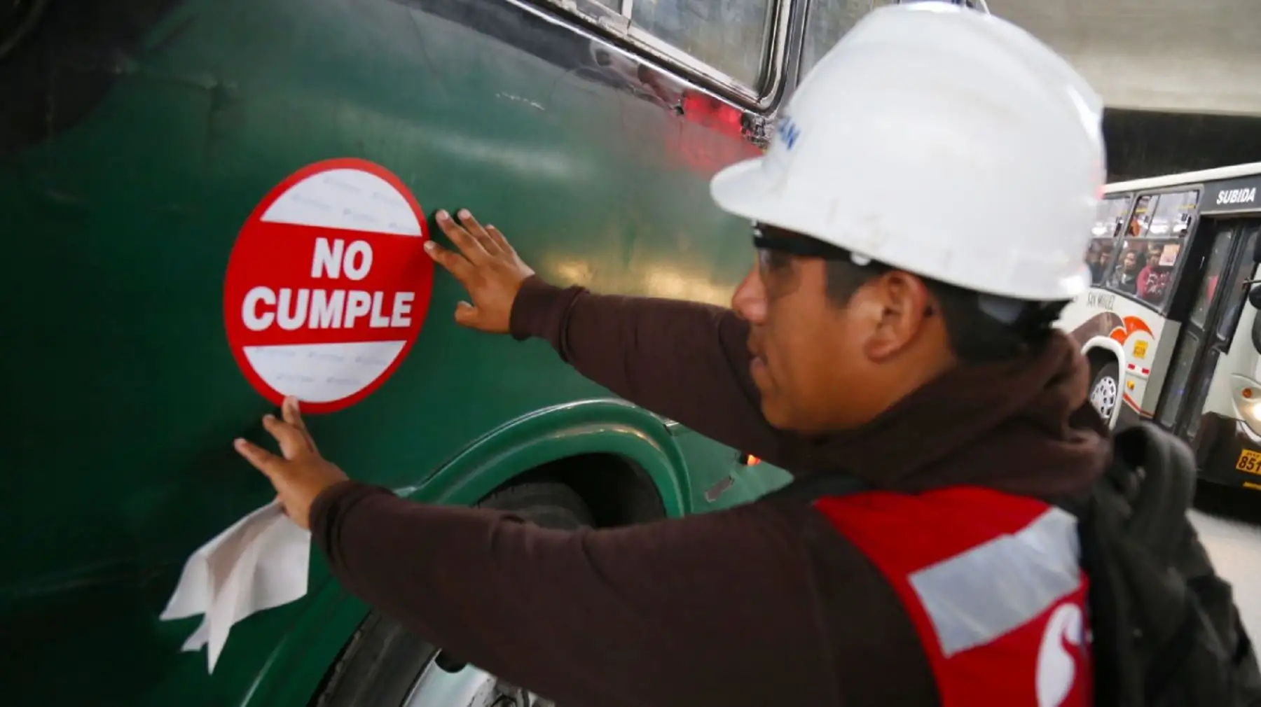 Sutran realiza operativo simultáneo en Atocongo y Carretera Central Foto: Sutran