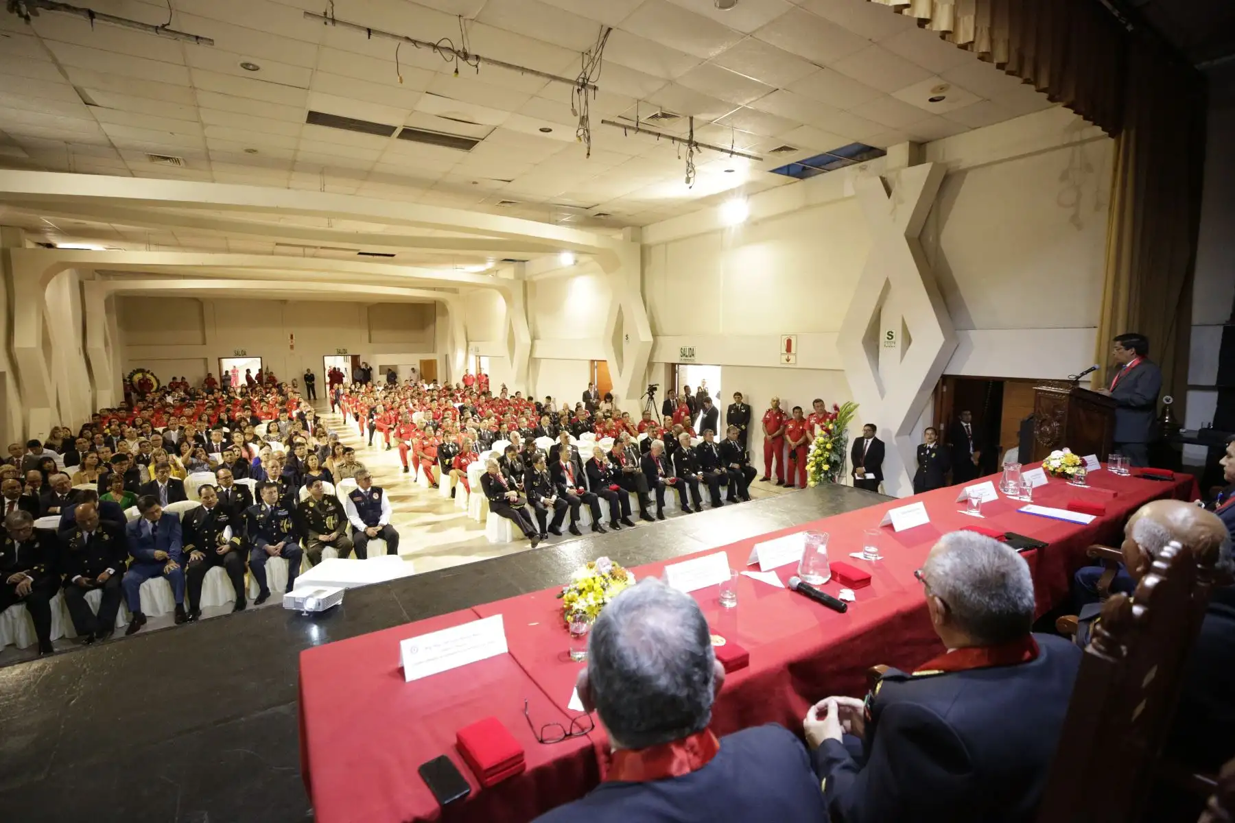 Sesión solemne en conmemoración del 159.° aniversario de creación de la Primera Compañía de Bomberos Voluntarios del Perú y Día del Bombero Voluntario Peruano.
Foto: PCM