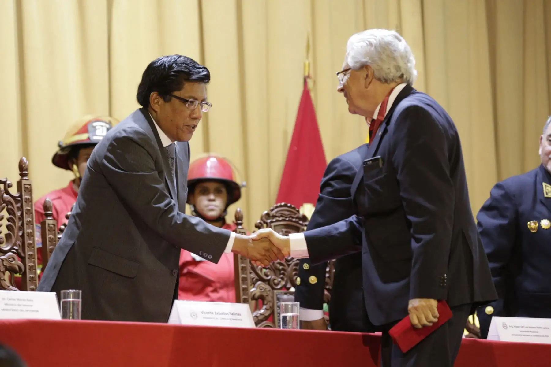 El presidente del Consejo de Ministros participa en la Sesión solemne en conmemoración del 159.° aniversario de creación de la Primera Compañía de Bomberos Voluntarios del Perú y Día del Bombero Voluntario Peruano.
Foto: PCM