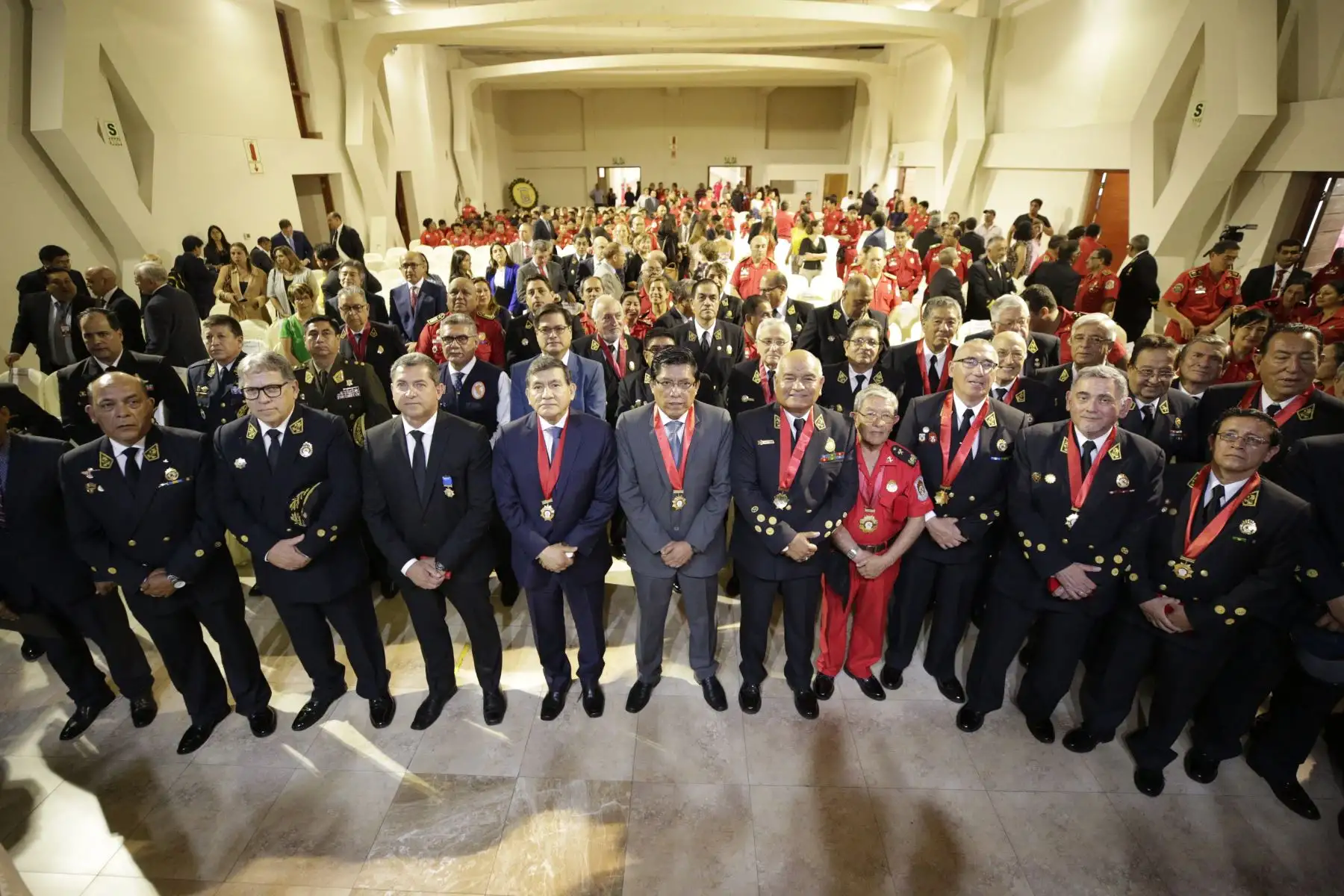 Sesión solemne en conmemoración del 159.° aniversario de creación de la Primera Compañía de Bomberos Voluntarios del Perú y Día del Bombero Voluntario Peruano.
Foto: PCM