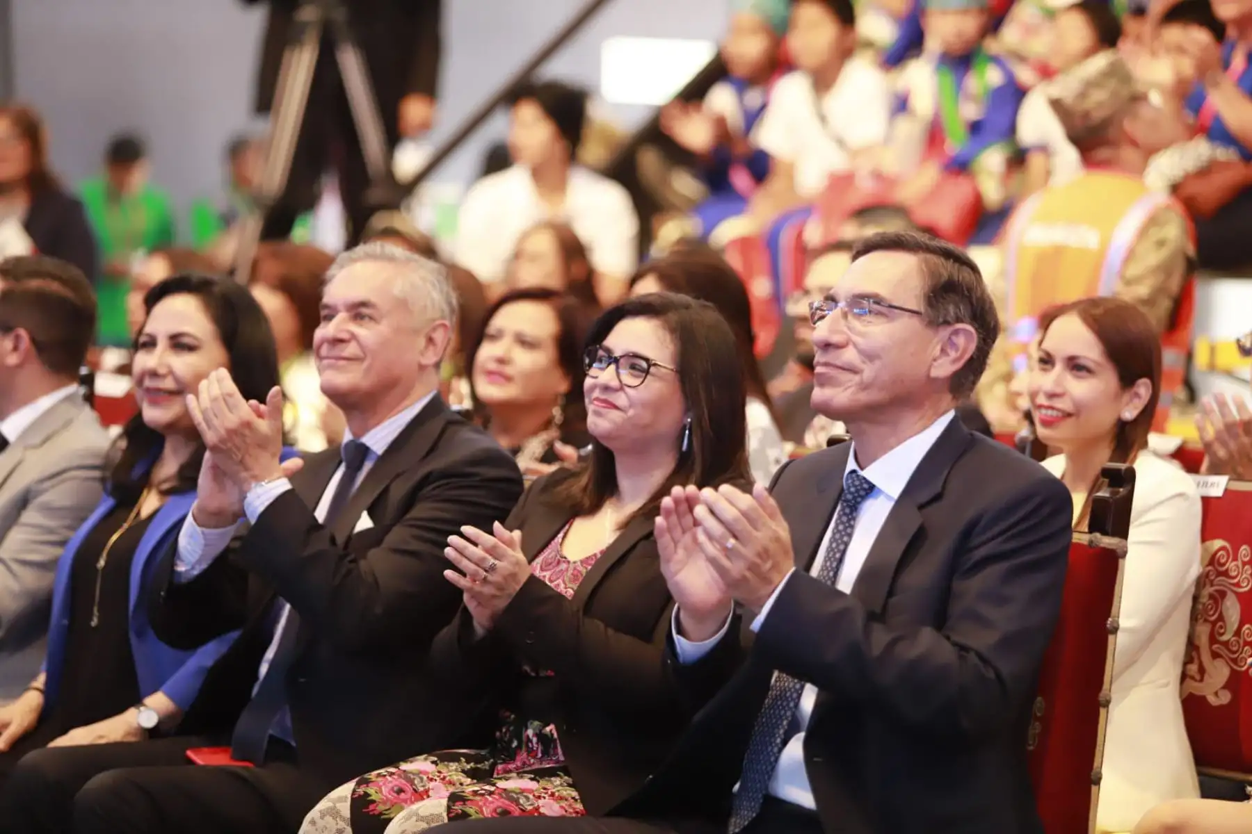 El presidente Martín Vizcarra participó en la feria multisectorial “Mundo de ilusiones”, iniciativa que promueve cultura, conocimiento y el desarrollo de valores en niños y adolescentes en condición de vulnerabilidad. Foto: ANDINA/ Prensa Presidencia