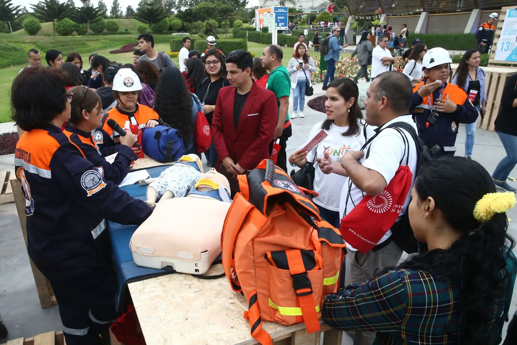 En el marco de las celebraciones por el Día Internacional del Voluntariado, se realiza la primera Festival de Voluntariados del Bicentenario , en el parque Ecológico Voces por el Clima, en Santiago de Surco. Foto: ANDINA/Vidal Tarqui