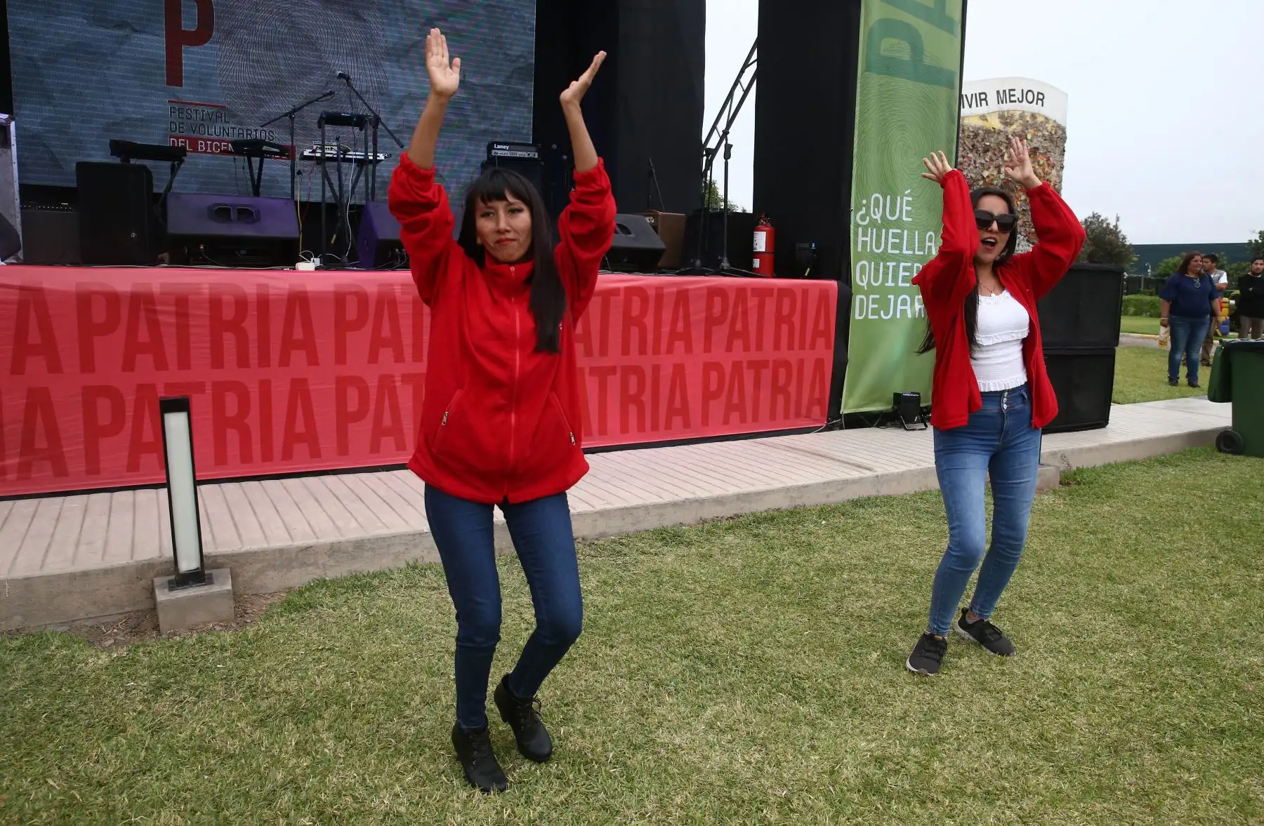 En el marco de las celebraciones por el Día Internacional del Voluntariado, se realiza la primera Festival de Voluntariados del Bicentenario , en el parque Ecológico Voces por el Clima, en Santiago de Surco. Foto: ANDINA/Vidal Tarqui