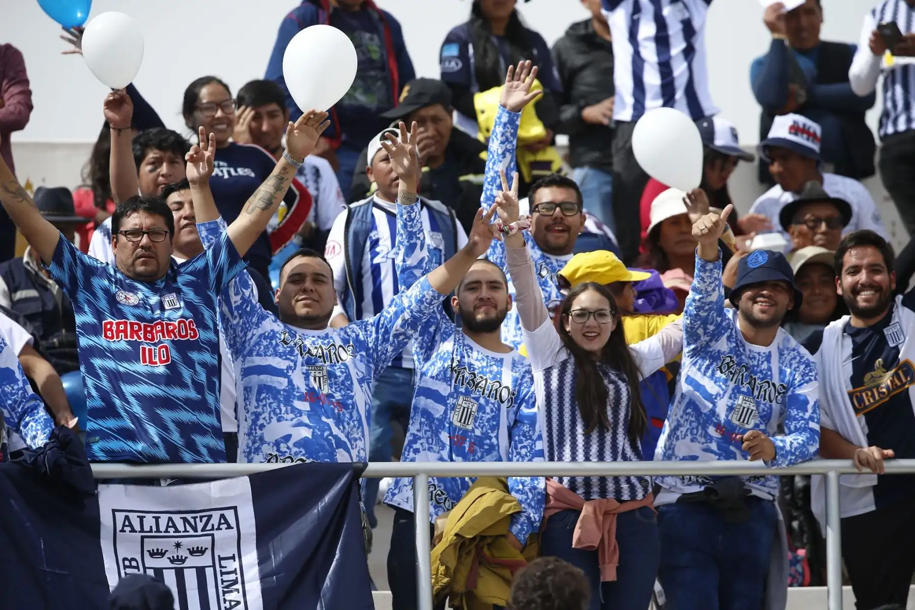 Imágenes previas al partido entre Alianza Lima y Binacional, que disputan en la final del fútbol peruano por la Liga 1.
Foto: ANDINA/Carlos Lezama