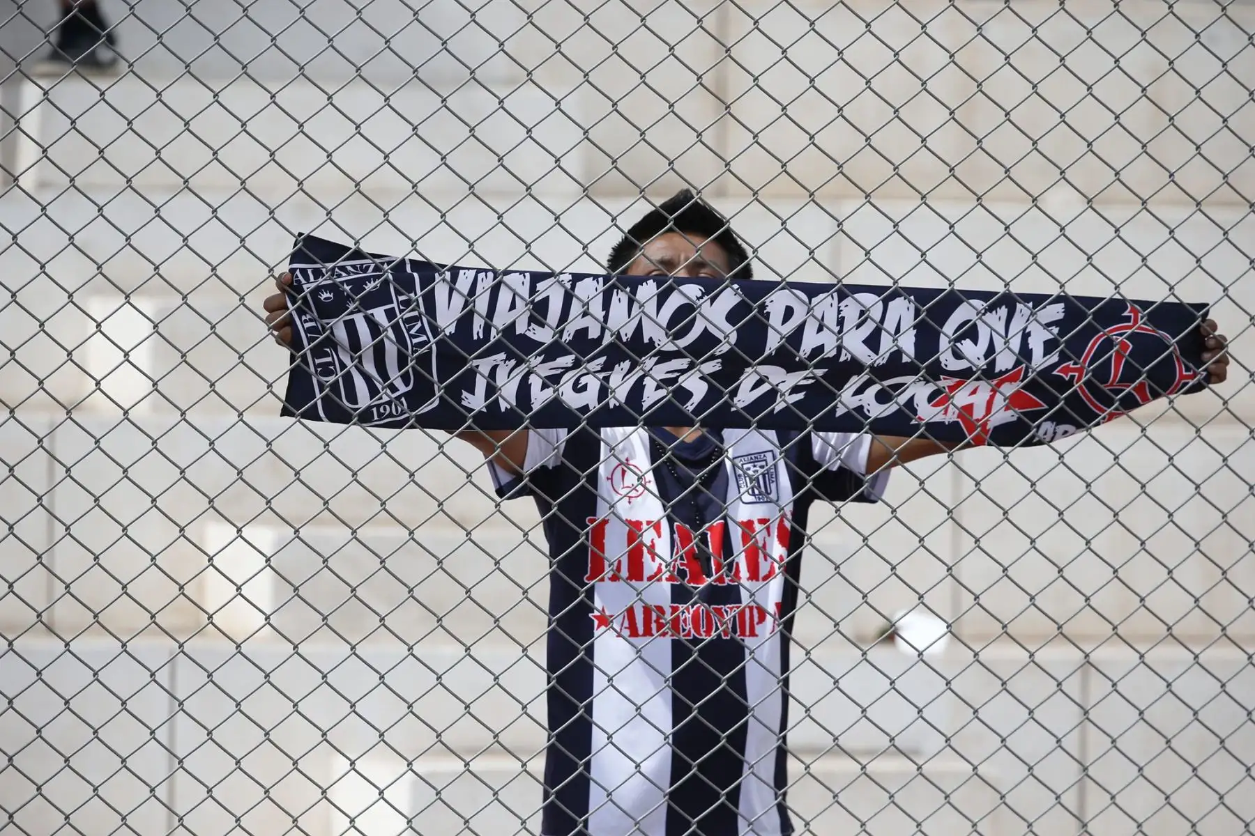 Imágenes previas al partido entre Alianza Lima y Binacional, que disputan en la final del fútbol peruano por la Liga 1.
Foto: ANDINA/Carlos Lezama
