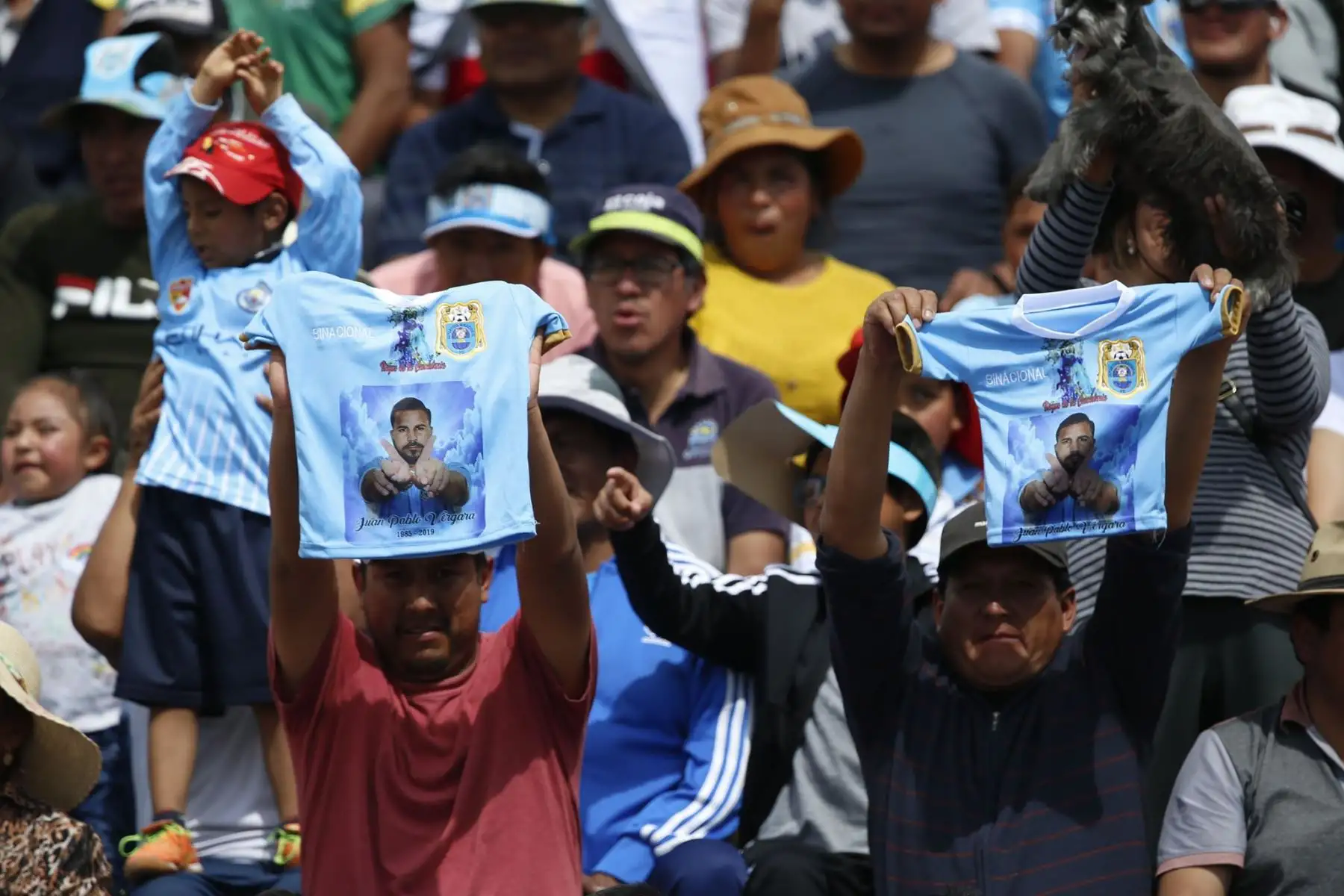Imágenes previas al partido entre Alianza Lima y Binacional, que disputan en la final del fútbol peruano por la Liga 1.
Foto: ANDINA/Carlos Lezama
