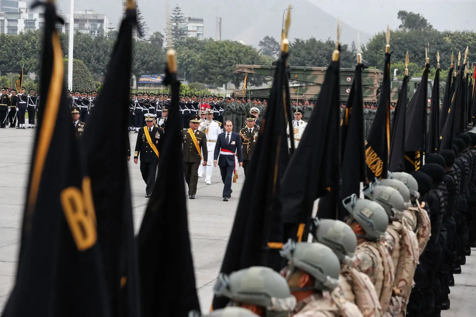 Ministro de Defensa, Walter Martos Ruíz participa en ceremonia por el Día del Ejército del Perú. Foto: ANDINA/Renato Pajuelo