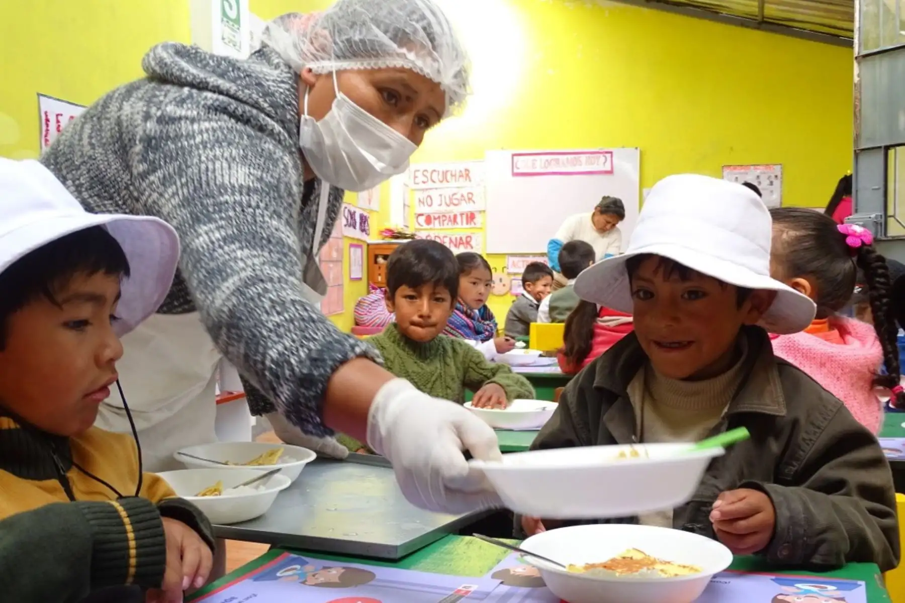 Gobierno faculta a programa Qali Warma a entregar alimentos a las personas vulnerables en el marco de la emergencia sanitaria decretada para evitar la propagación del coronavirus. ANDINA/Difusión