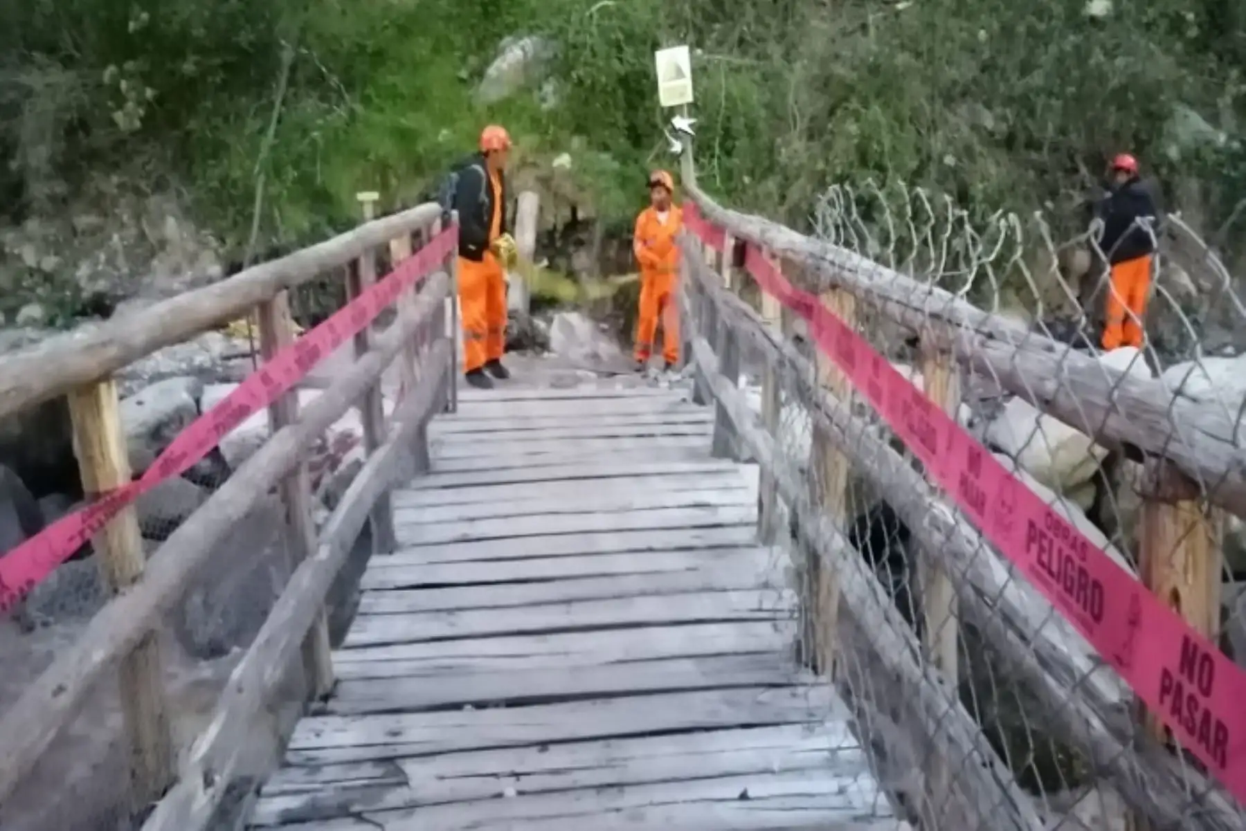 Continúan con las acciones de prevención para la comunidad de Huayllabamba y visitantes que acceden por el kilómetro 88 de la vía férrea Ollantaytambo - Machu Picchu, a la gran red de Caminos Inca.