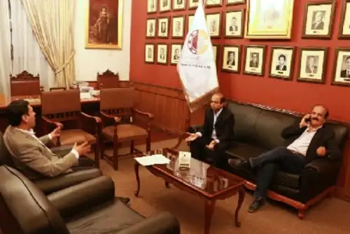 Esta alianza comercial permitirá desarrollar programas conjuntos de promoción, capacitación, cooperación y asistencia técnica al sector de la pequeña y mediana empresa de ambos países, orientados a elevar los niveles de gestión, calidad y competitividad.