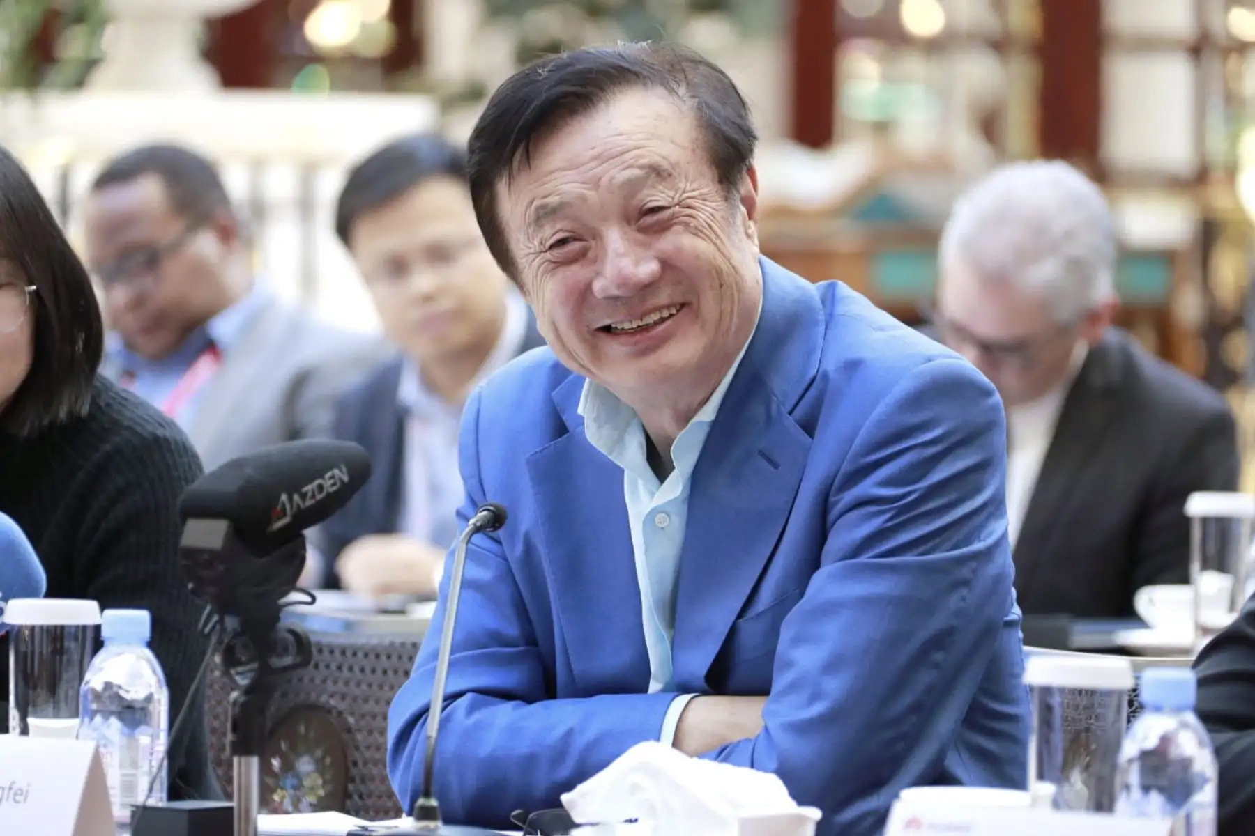 Conferencia de prensa  del fundador y CEO del gigante multinacional Huawei, Ren Zhengfei en Shenzhen, China. Foto: Difusión Conferencia de prensa  del fundador y CEO del gigante multinacional Huawei, Ren Zhengfei en Shenzhen, China. Foto: Difusión