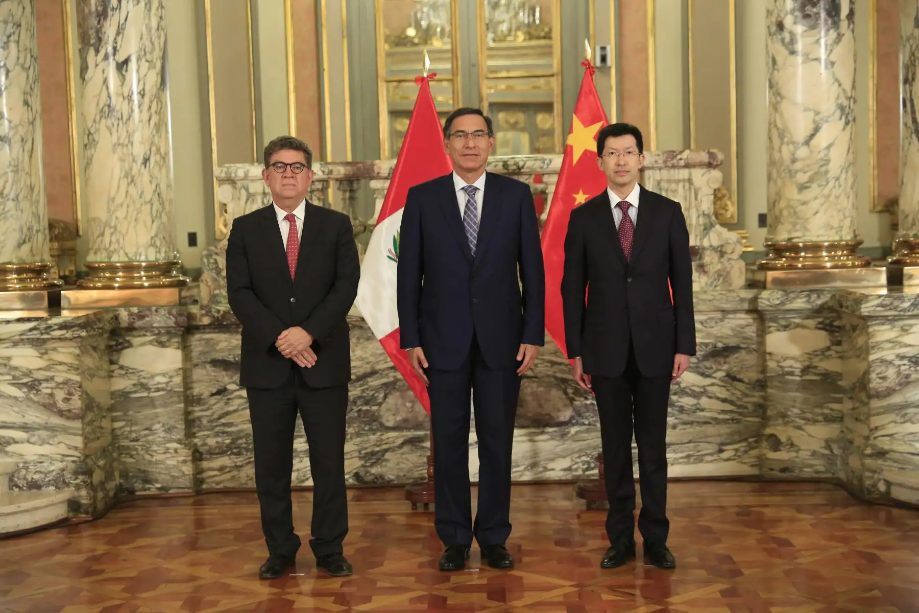 Presidente  Martin Vizcarra recibe carta credencial de nuevo embajador de China, Liang Yu.
Foto: ANDINA/Prensa Presidencia