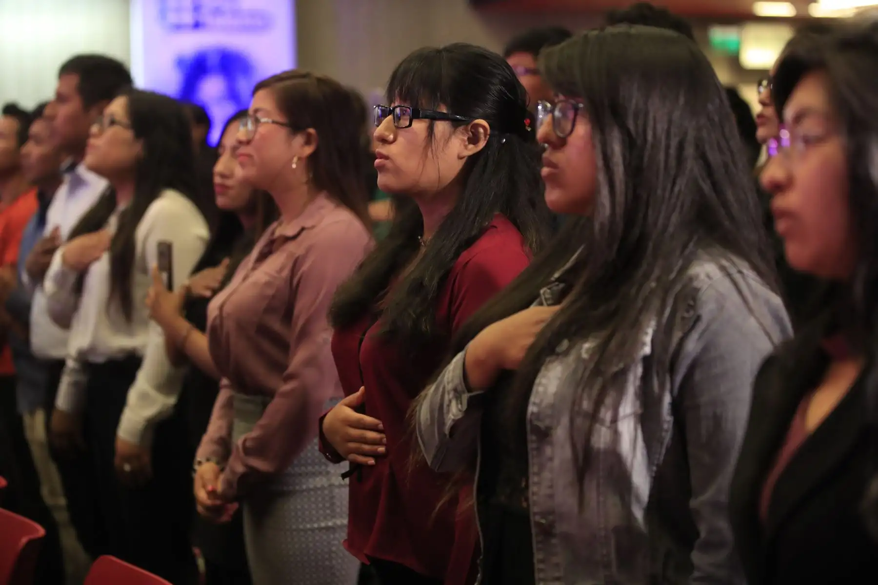 El Programa Nacional de Becas y Crédito Educativo (Pronabec) del Ministerio de Educación reconoció a 280 jóvenes talentos que acaban de concluir sus estudios de Educación

Foto: Andina/Juan Carlos Guzmán Negrini
