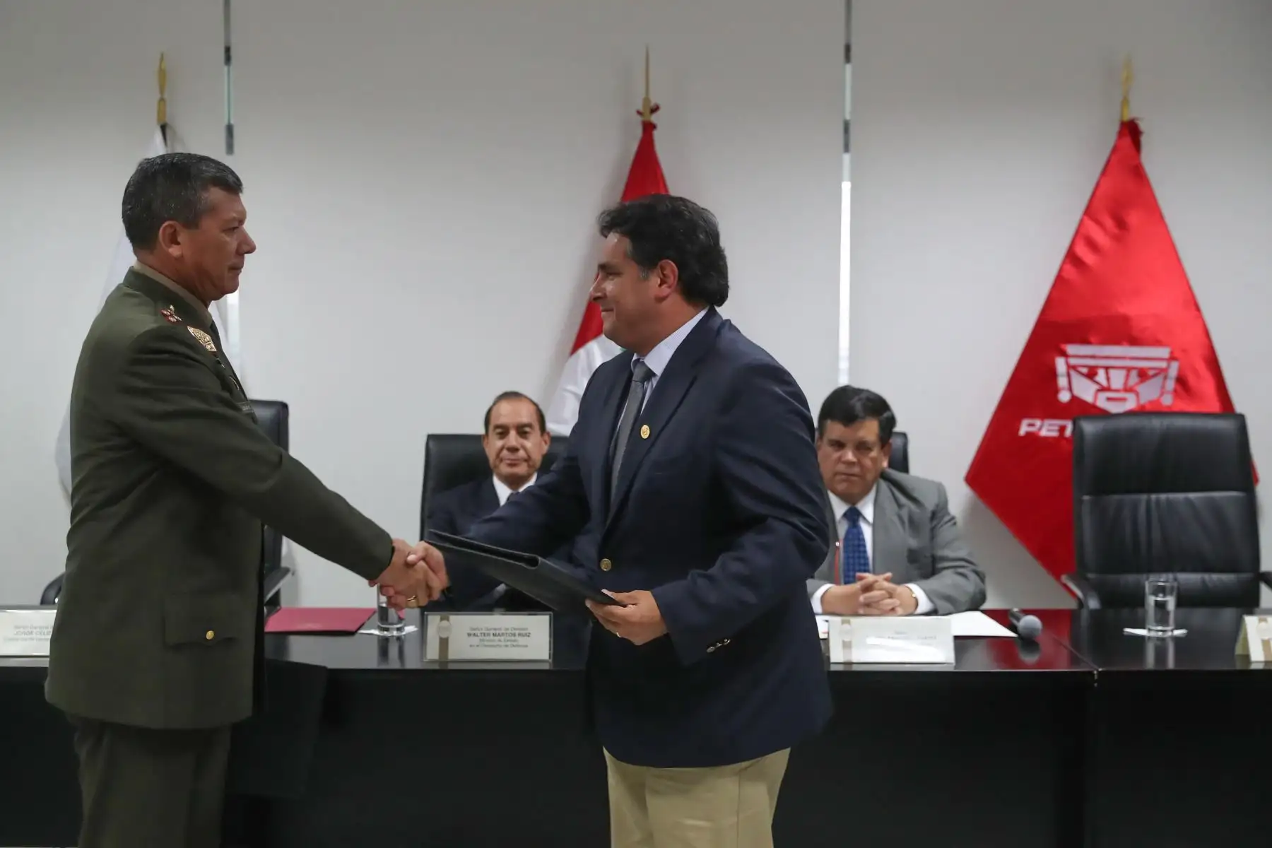 Ejército del Perú y Petroperú firmaron convenio para el abastecimiento estratégico de combustible.
Foto: ANDINA/Difusión