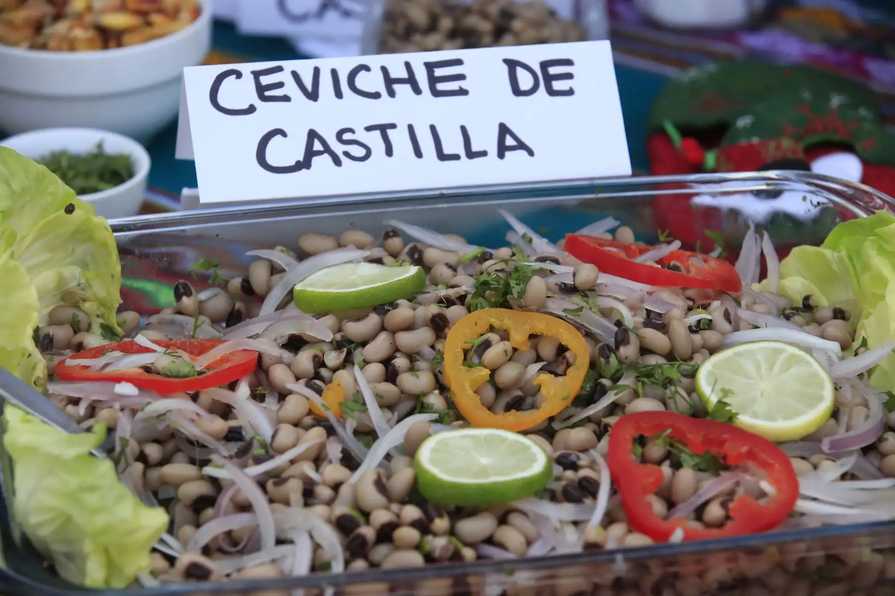 El Ministerio de Agricultura y Riego (MinagriI) organiza feria navideña donde se exhiben alternativas de comida y diversos productos de todas las regiones del país en el distrito de Lince.

Foto:ANDINA / Juan Carlos Guzmán Negrini